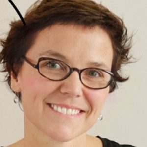 パリのデザイナー兼舞台美術家 Constance Guisset、LaCividina のモジュラーシート Waves の作者