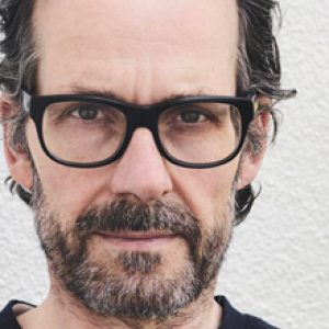 コンスタンティン・グルチッチが参加する Mutina 炻器のあるオフィス受付