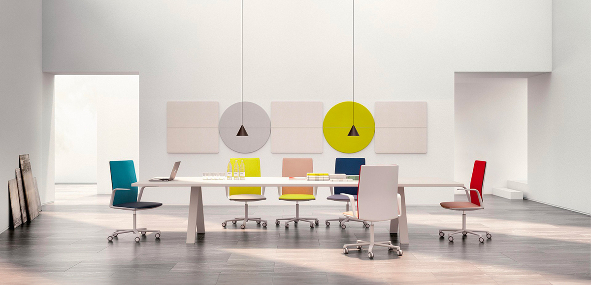 ArperのイタリアンデザインオフィスチェアKinesit、デザインLievore