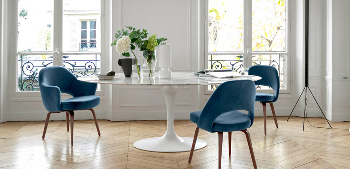 サーリネン・チューリップのオリジナルテーブルコレクション by Knoll