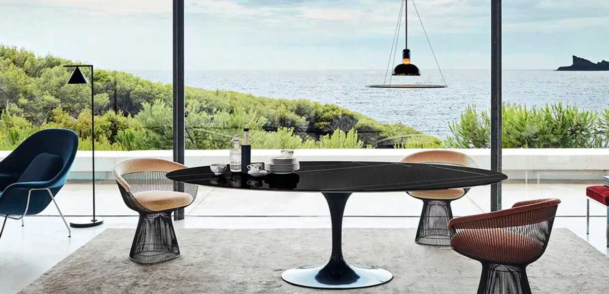 サーリネン・チューリップのオリジナルテーブルコレクション by Knoll