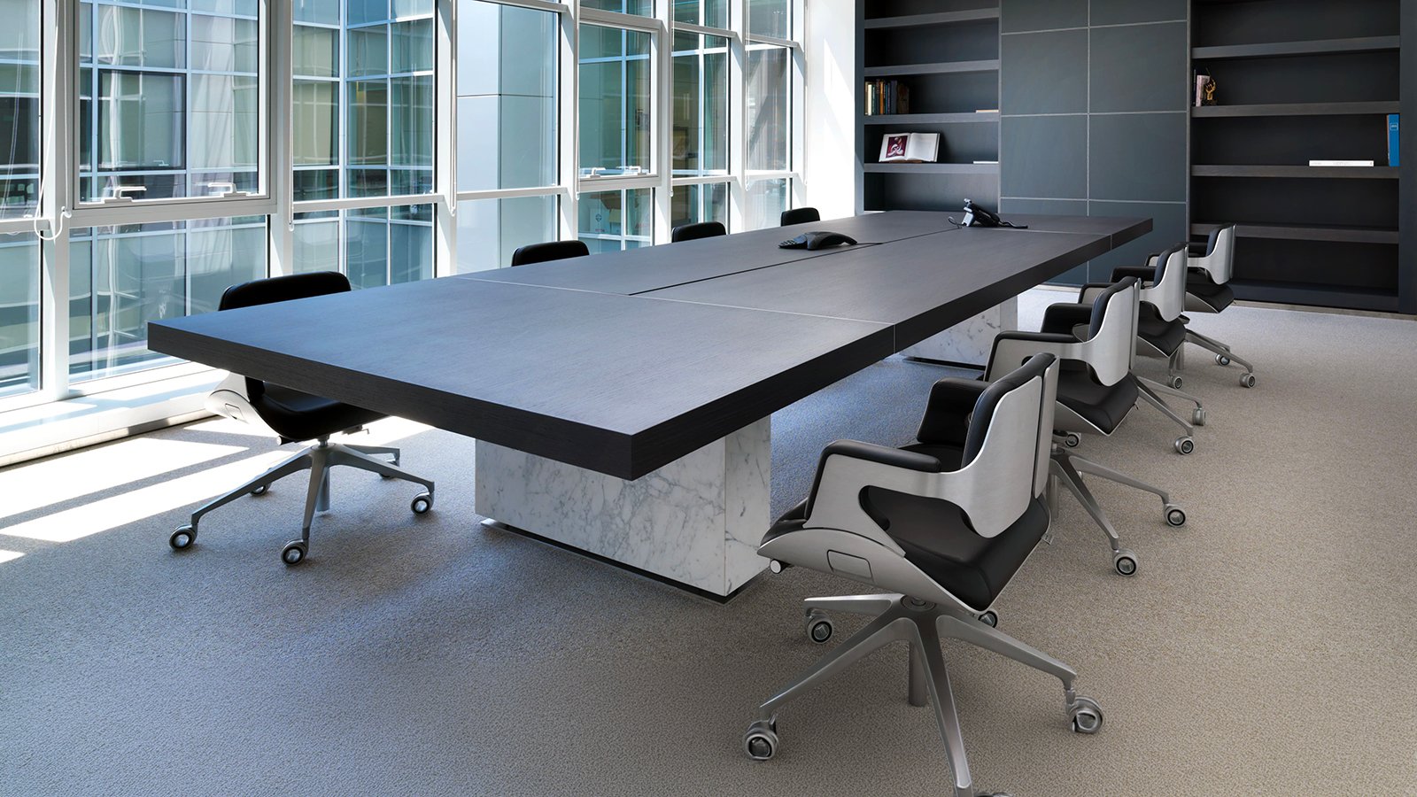 Tecno の会議テーブル Asymmetrical Meeting、非対称の天板