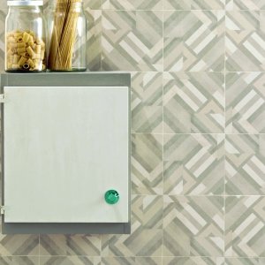トーンを揃えた Azulej Bianco の柄張り