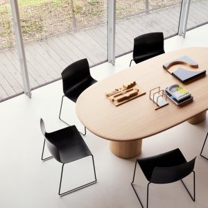 Catifa Carta のクッション、3 つ目のステッチ仕様