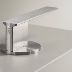 Yabu Pushelberg が Cea Design のためにデザインした水栓コレクション Ayla