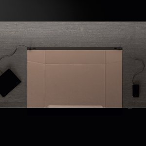 スタンディング位置まで上げた役員室の Eleva デスク