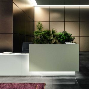金属ファイルを備えたルクスの操作側