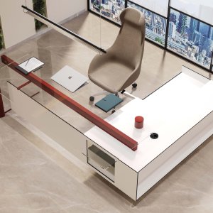 Codutti の Cloud：木の天板の 200 × 100 cm デスク