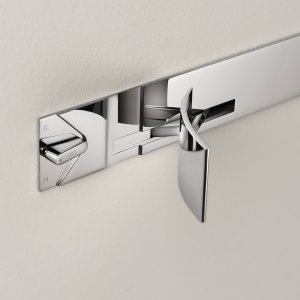 Cut Plusシャワーコラムの操作部を近くから