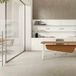 引き戸と Trevira CS クッション付き E-Place サービスキャビネット