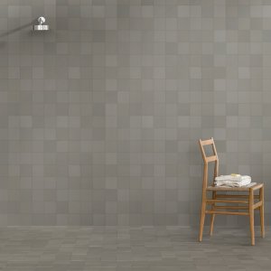 屋内階段に納まるMewsの踏板
