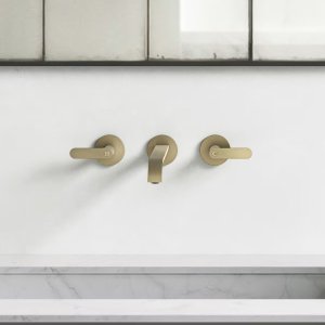 Icona の真鍮の本体