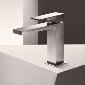 イタリア製デザイン水栓 Mint、Matt Gun Metal PVD 仕上げ