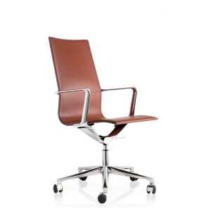 ブラックレザーの Kuna Chair