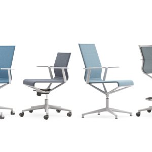 役員室の ICF Office Stick Chair