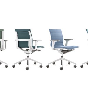 Una Chairのチルト機構を包むアルミハウジング