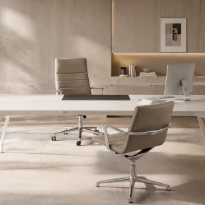 役員室のICF UniTableコレクション