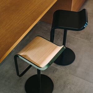 LEM のベースのリネン織り仕上げ