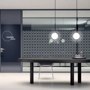 Simple Bold の枠の脚とガスケットのディテール