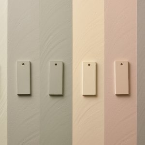 Otto Mutina の Nebbia を役員トイレの壁に