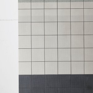Tape コレクションの Cobble White 柄 白ベース