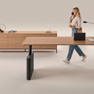 直線と曲線の二種のモデスティパネルを備えた Otto、Martex 製