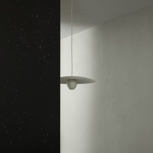 Primavera Nero のサンプル、明るい陶片