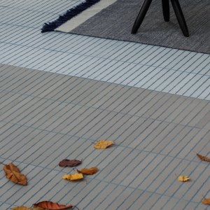 Osso S の Grigio 色