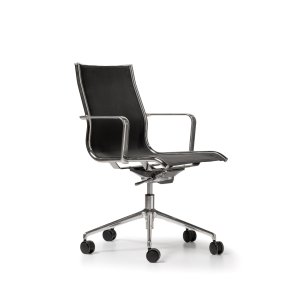 The Season Slim の合成皮革に入った横方向ステッチ