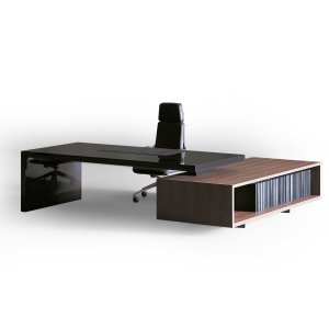 Tecno の Asymmetrical、Piero Lissoni デザイン、役員室にて