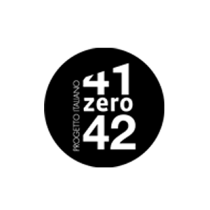41zero42 の小型ロゴ